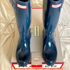 Hunter Boots — Navy Blue (Gloss)